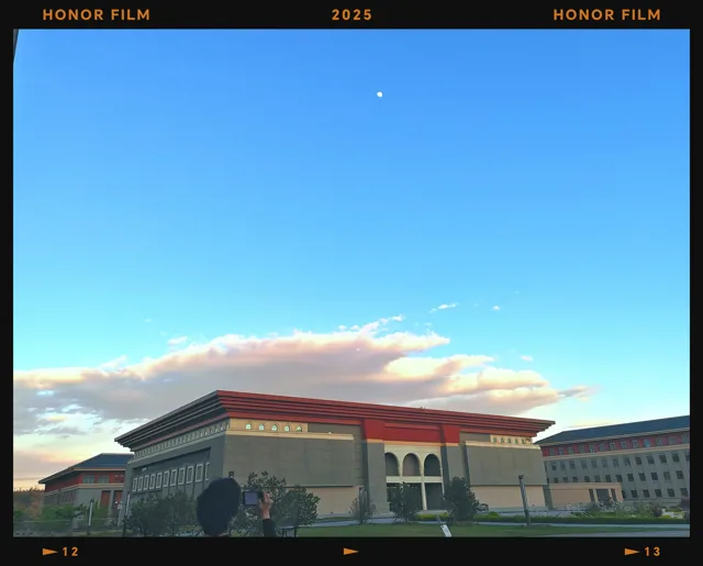 城市与建筑 / 073