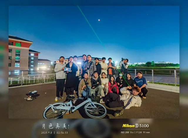 人物与活动 / 127